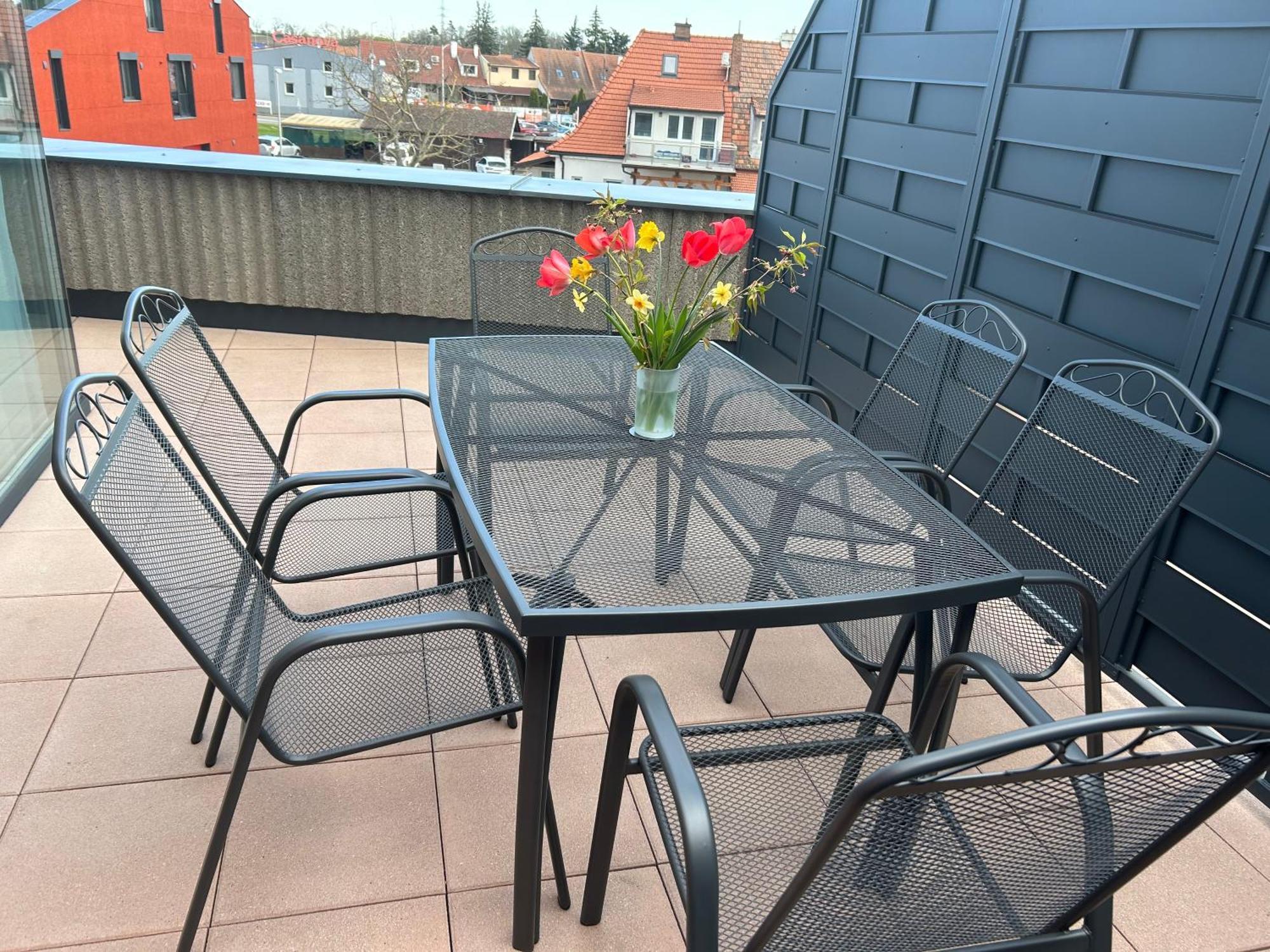 Apartman X28 Mikulov Eksteriør bilde